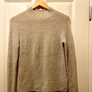 VINCE 100% cashmere sweater size XS